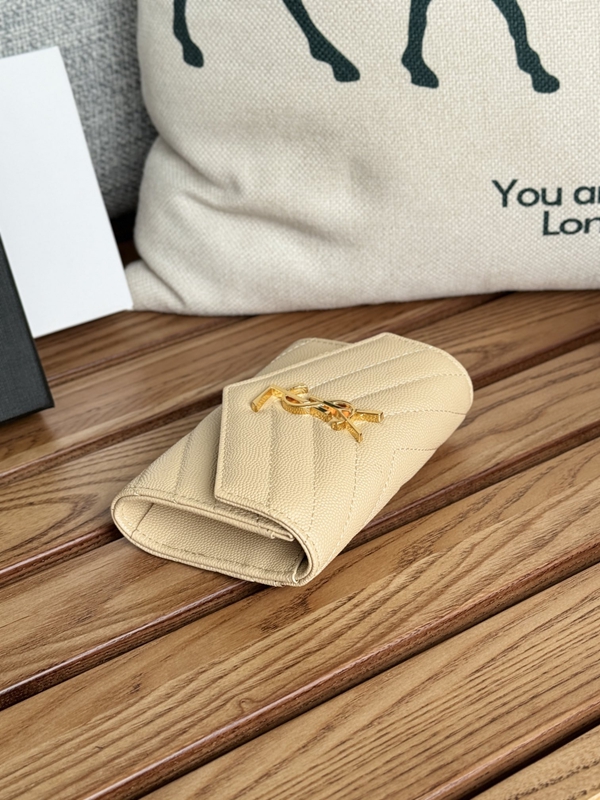 イヴサンローラン財布内部構造